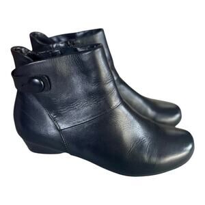 Ziera Women’s Corban Black Leather Ankle Boots With Block Heel